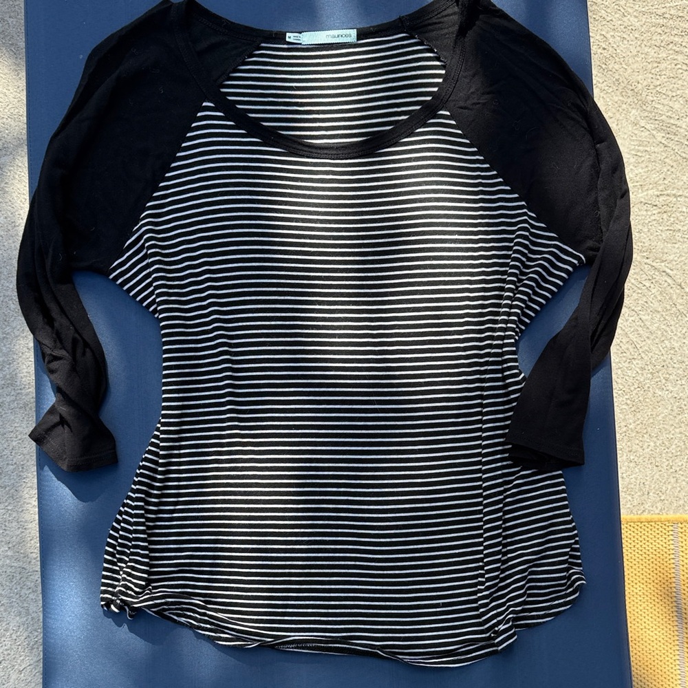 Maurices Black and White Striped Long Sleeve Top
